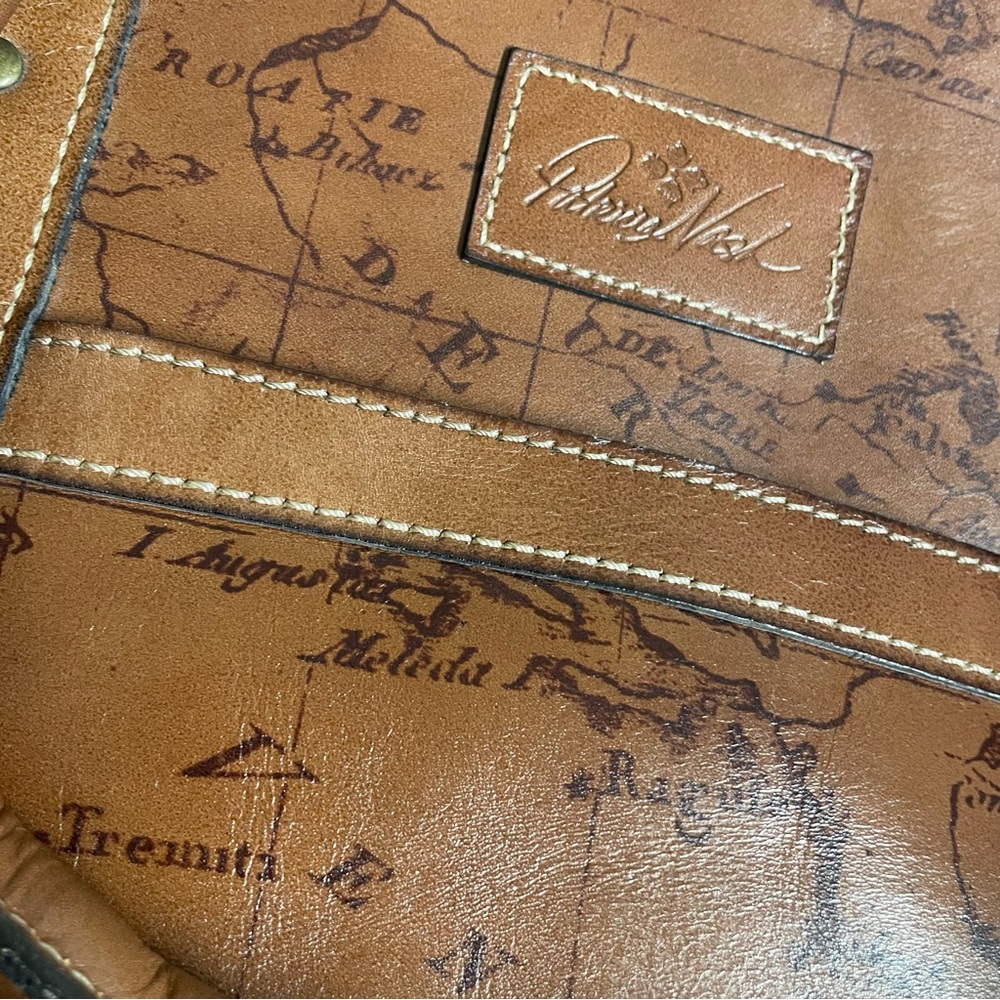 Patricia Nash overnight weekender tote bag world map in excellent condition - Picture 10 of 12